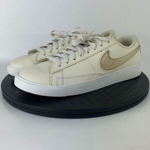 Nike Blazer Low LX ‘Jelly Swoosh’ AV9371-100 Women’s Size 8.5